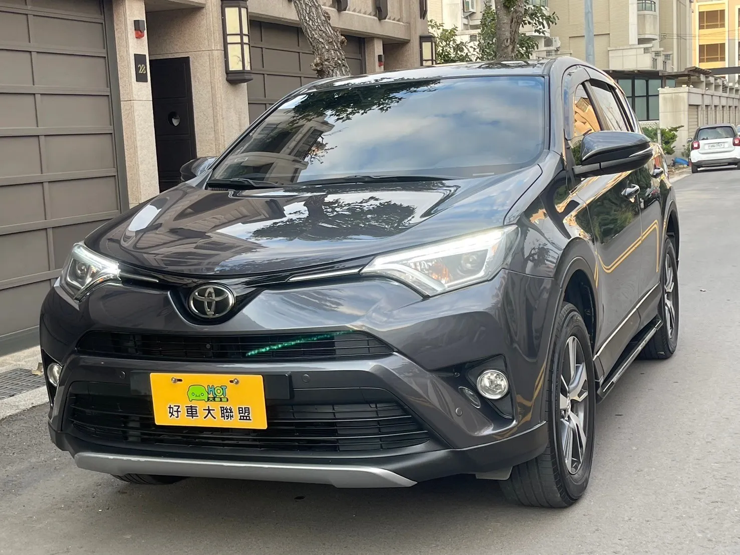 RAV4