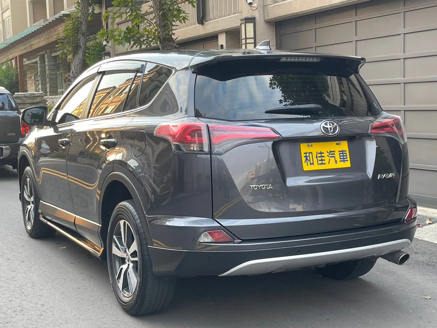 線上賞車