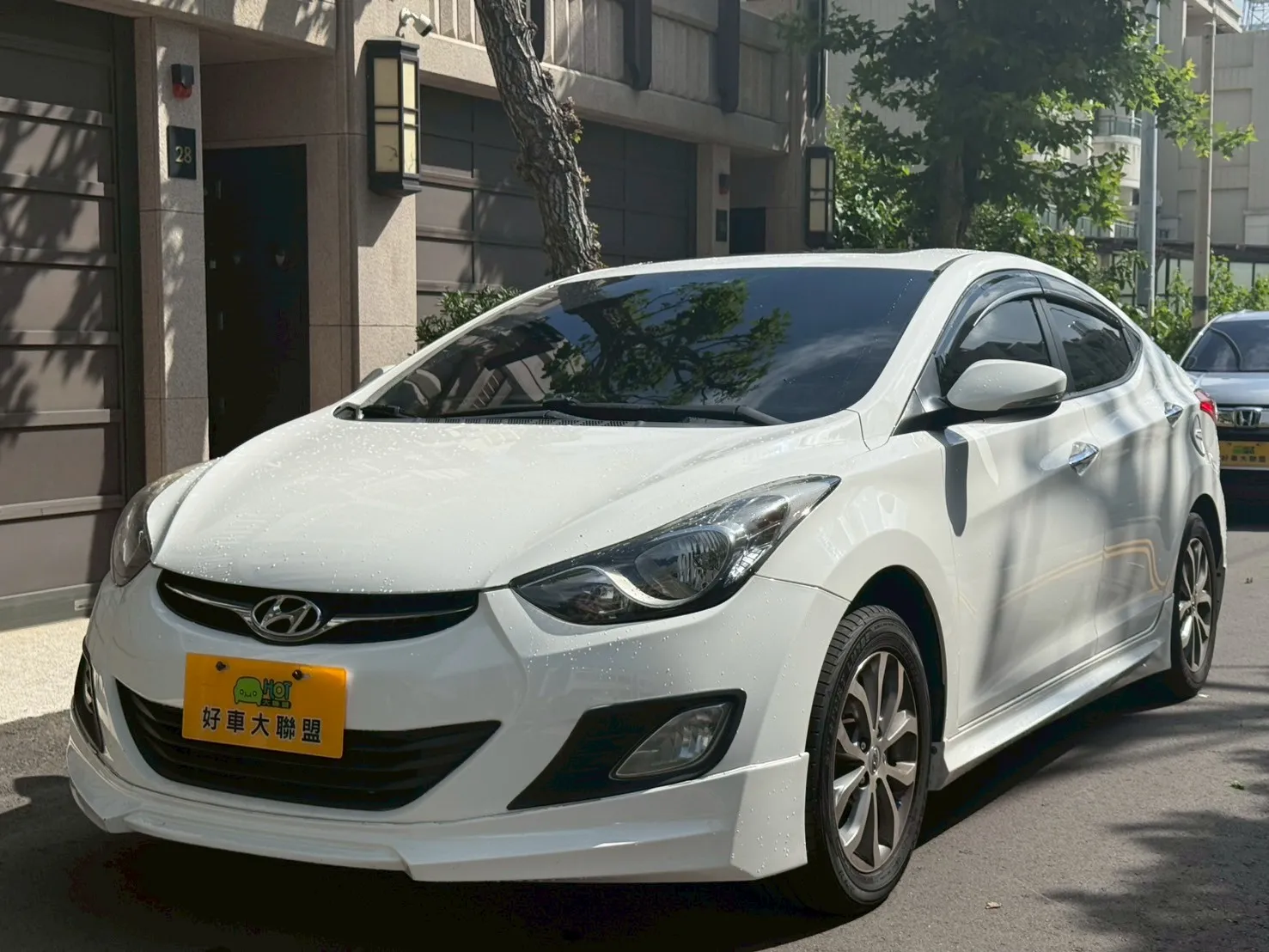 ELANTRA