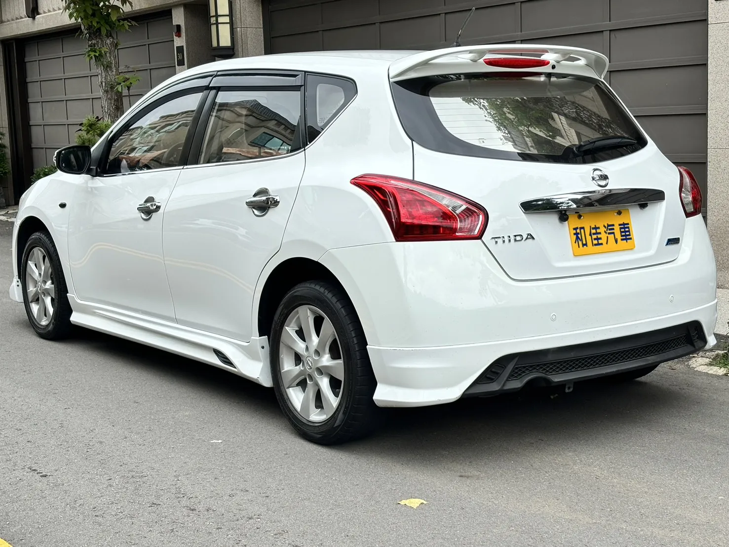 線上賞車