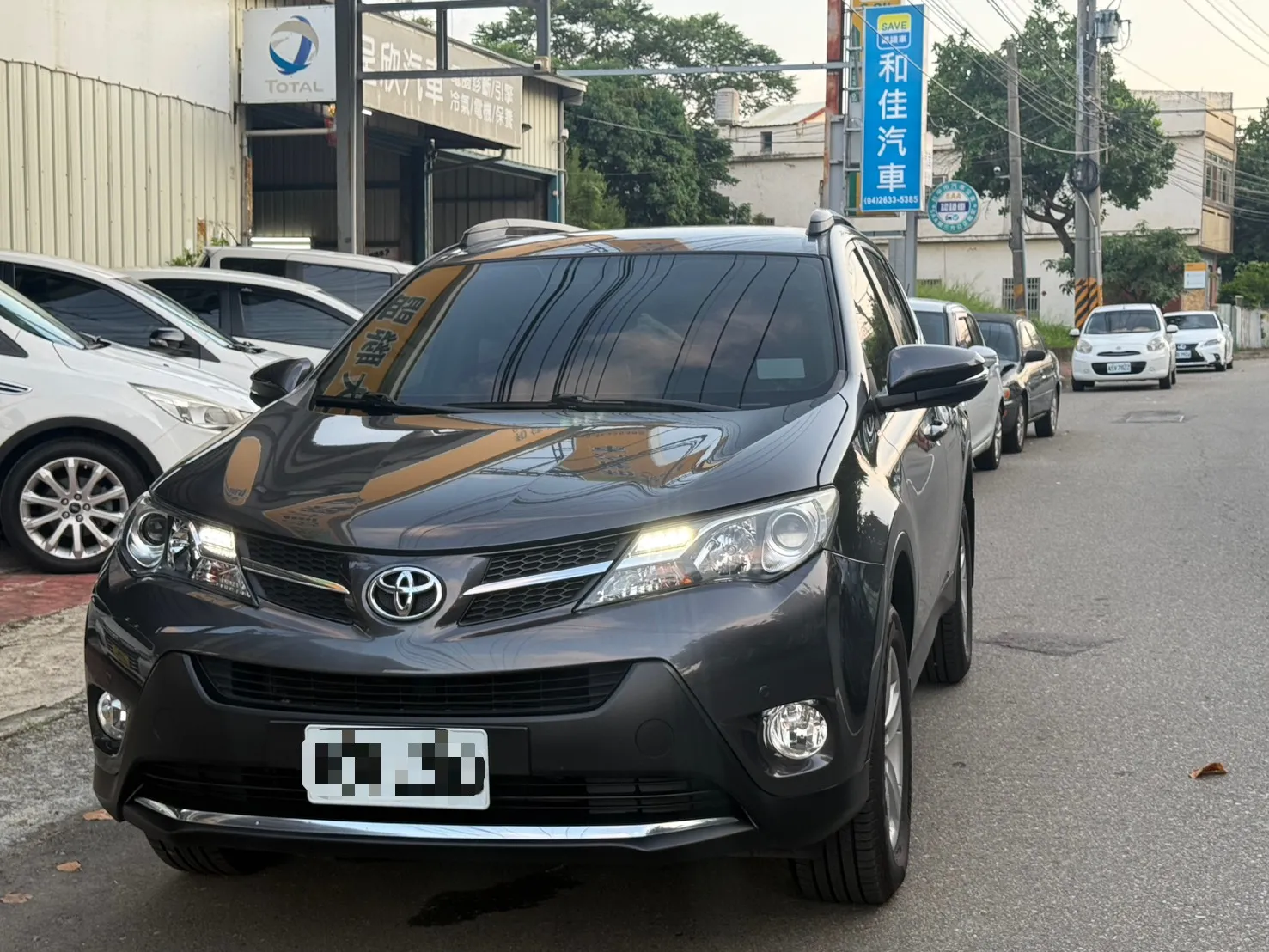 RAV4